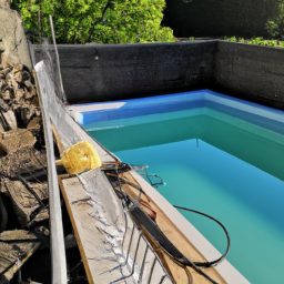 Piscine Extérieure à Coque : Élégance et Facilité d'Entretien La Roche-sur-Yon